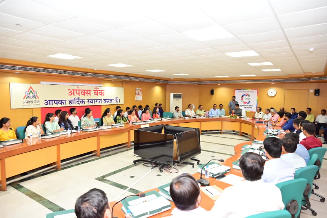 MP Minister Sarang Discusses Training for Officials